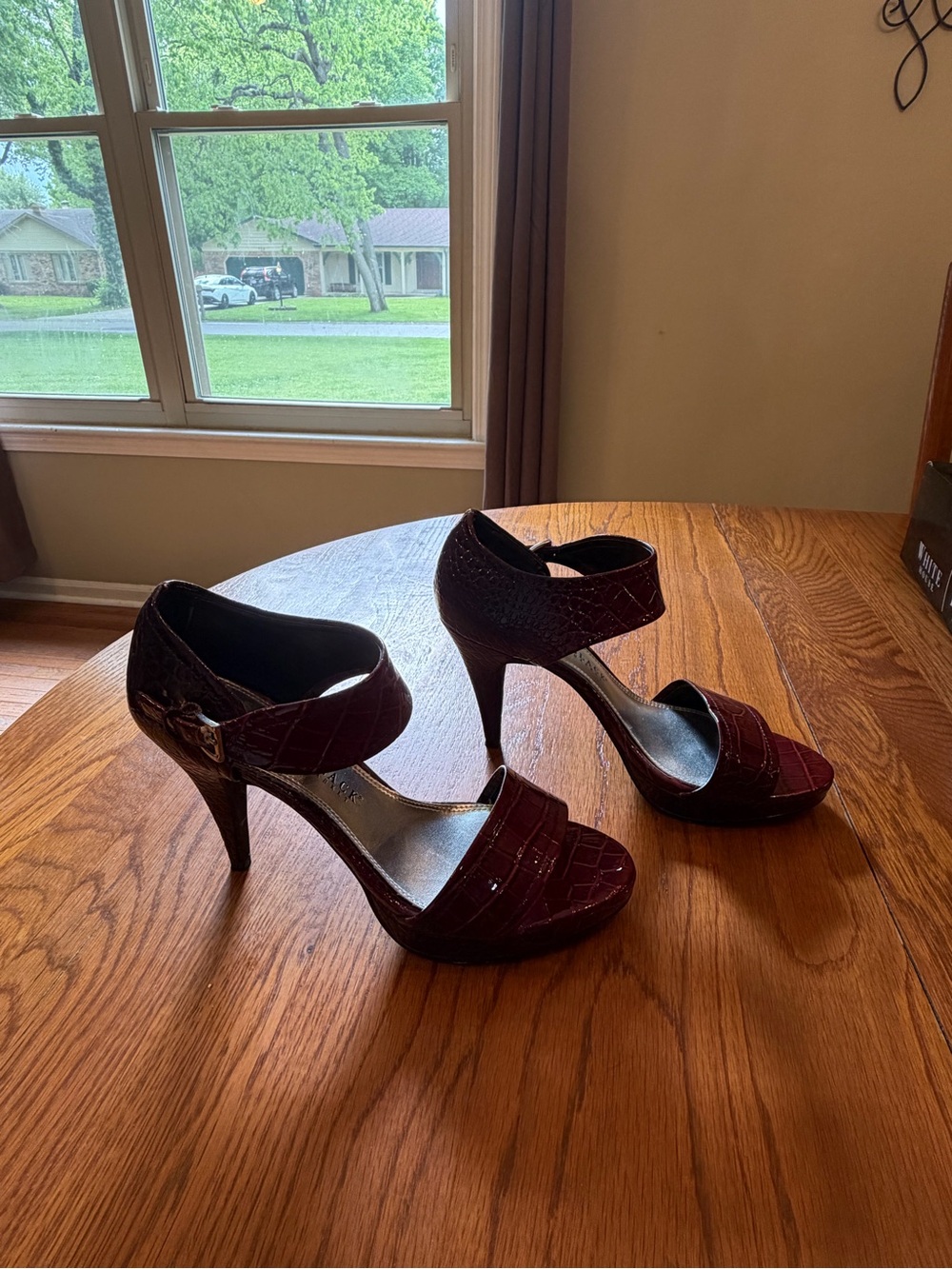 White House Black Market Burgundy Croc-Embossed Strappy High Heels - Picture 5 of 6